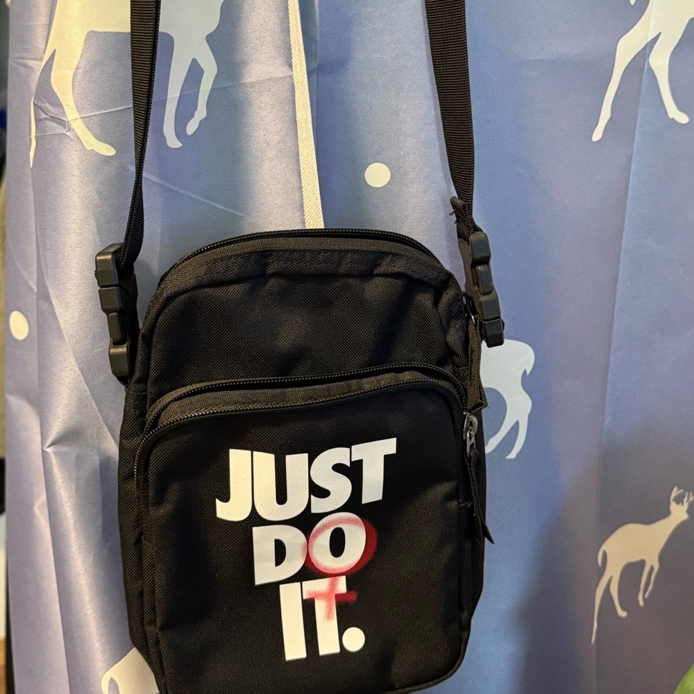 Nike Just Do It Heritage Crossbody Sling Bag (Black)